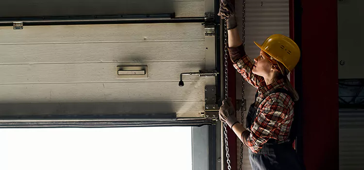 Addressing Common Garage Door Stoppage Issues in Fort Wayne, IN