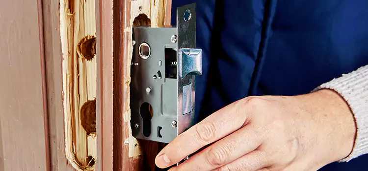 Garage Door Lock Replacement Fort Wayne